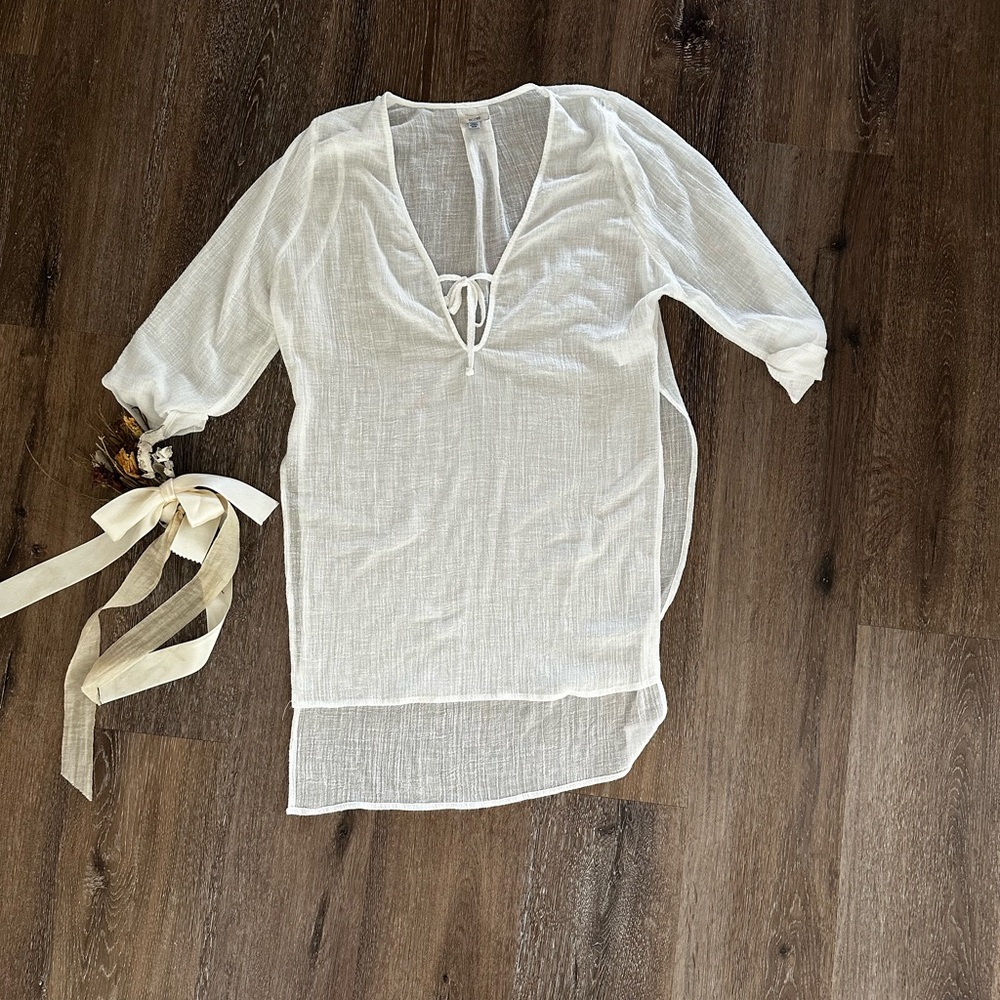 Urban outfitters Ecote XS beach cover up white
